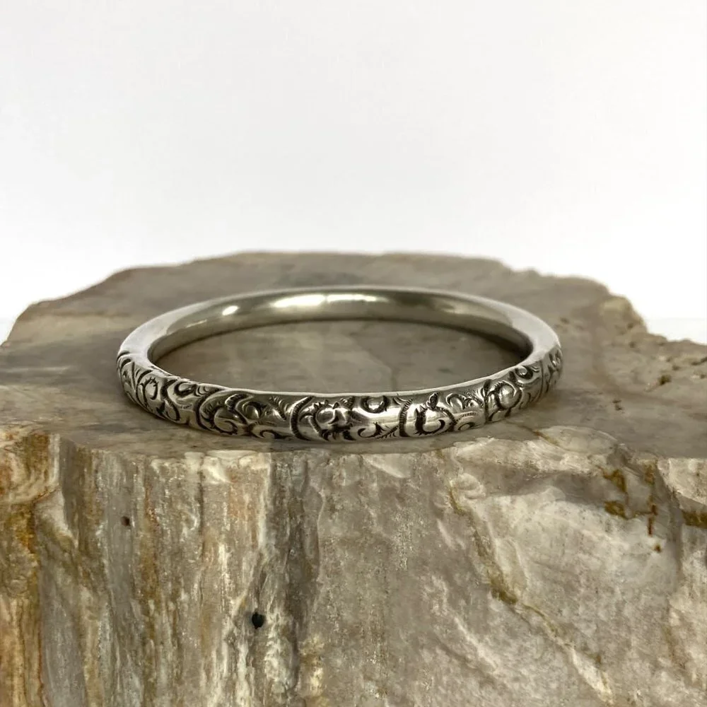 VTG Childrens Youth Sterling Silver 925 Y&S Round Repousse Bangle Bracelet Sz 6